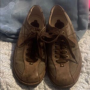 Dr. Martens Men’s Kelsey Brown Leather Sneakers 8 Casual Preppy Business